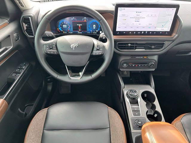 2025 Ford Bronco Sport Outer Banks — photo 13 of 31