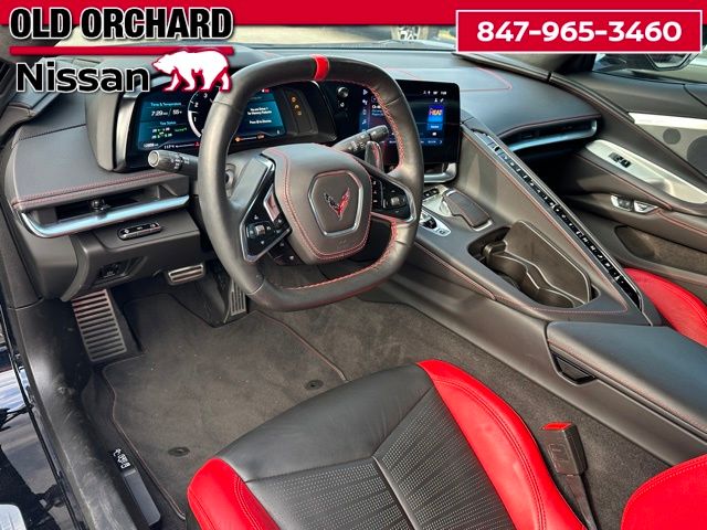 2024 Chevrolet Corvette Stingray — photo 17 of 25
