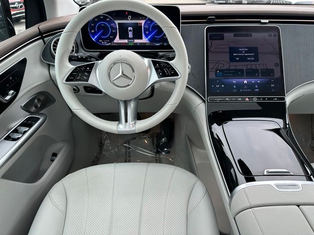 2023 Mercedes-Benz EQE 350 SUV — photo 15 of 30