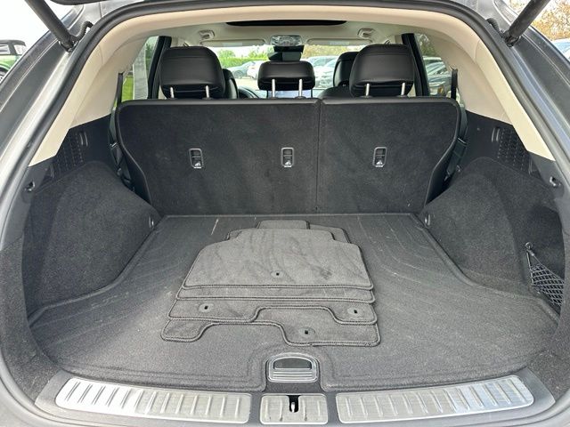 2025 Genesis GV70 2.5T — photo 8 of 34