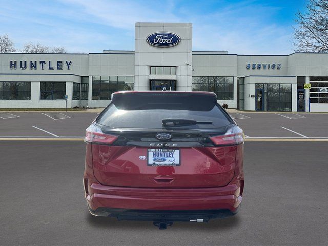 2023 Ford Edge ST-Line — photo 6 of 26