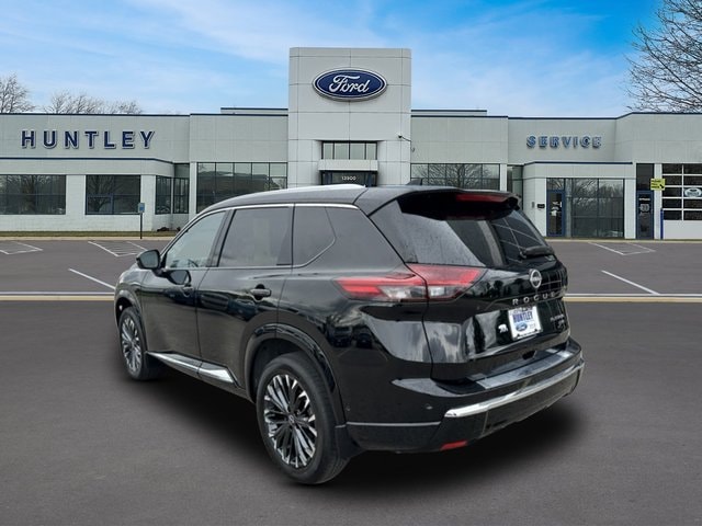 2024 Nissan Rogue Platinum — photo 6 of 38