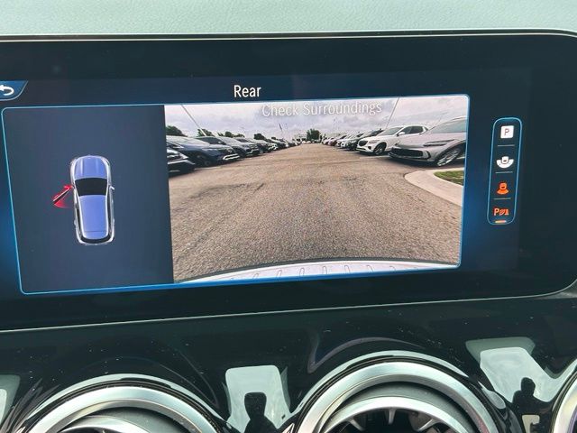 2025 Mercedes-Benz GLA GLA 35 AMG — photo 26 of 30