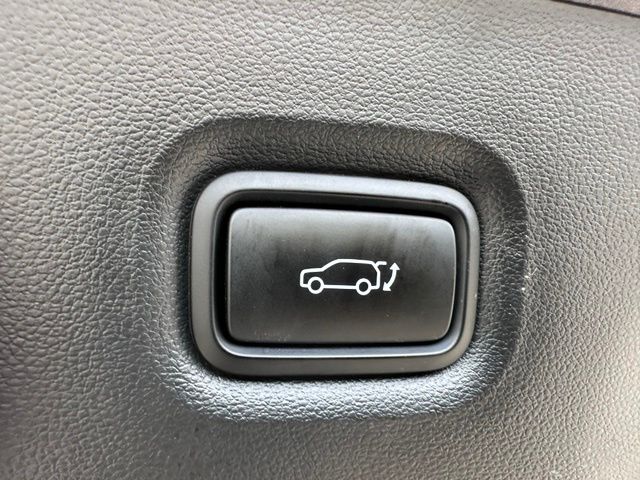 2023 Hyundai IONIQ 5 Limited — photo 11 of 38