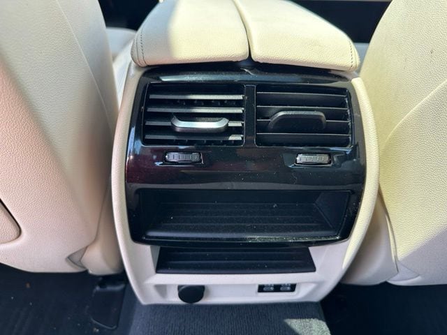 2023 BMW 5 Series 530i xDrive — photo 16 of 42