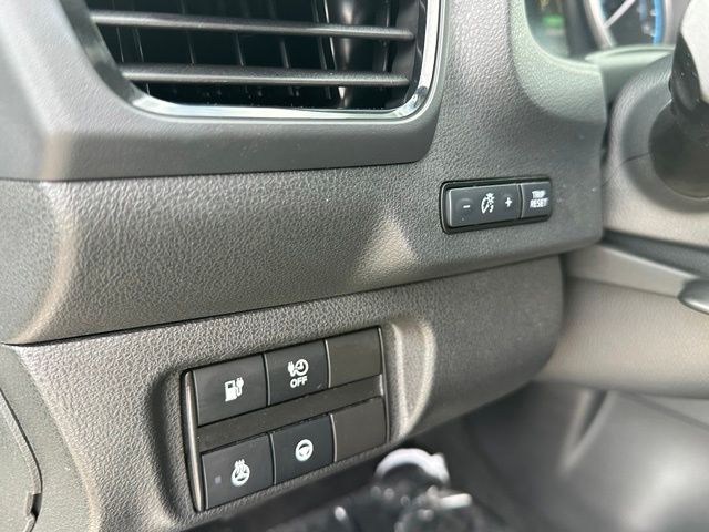 2025 Nissan Leaf SV Plus — photo 19 of 28