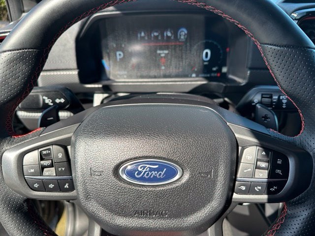 2025 Ford Ranger Raptor — photo 32 of 34