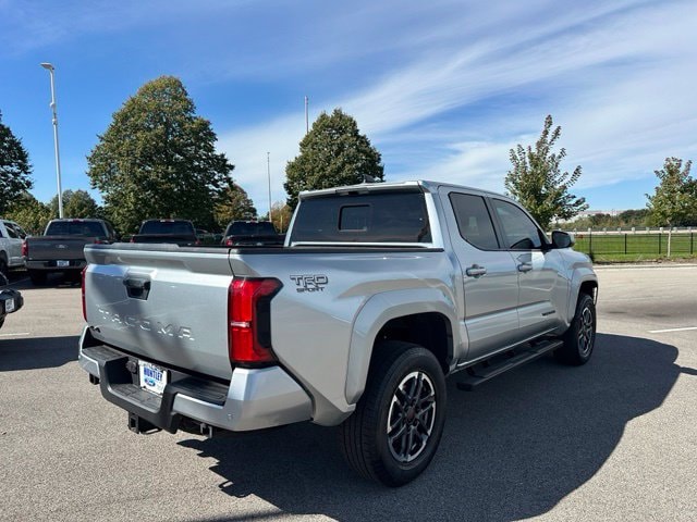 2024 Toyota Tacoma TRD Sport — photo 5 of 36