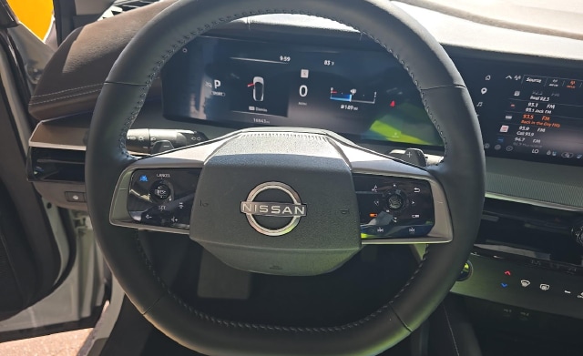 2025 Nissan Murano Platinum — photo 7 of 8