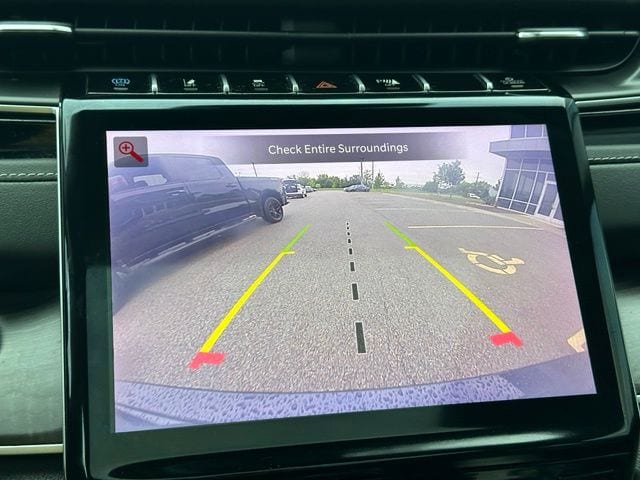 2022 Jeep Grand Cherokee 4xe — photo 27 of 29