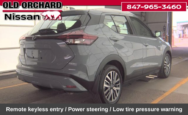 2023 Nissan Kicks SV — photo 4 of 7