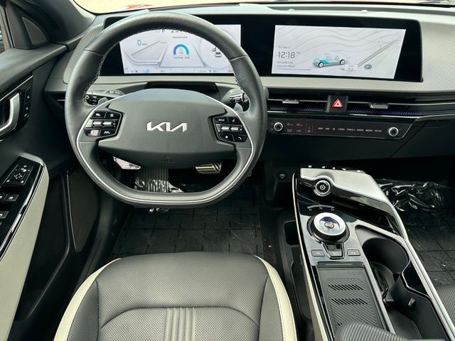 2024 Kia EV6 GT-Line — photo 15 of 37