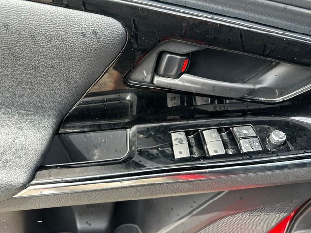 2023 Toyota bZ4X Limited — photo 22 of 31