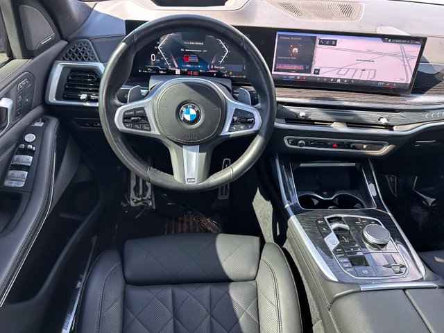 2024 BMW X7 xDrive40i — photo 17 of 32