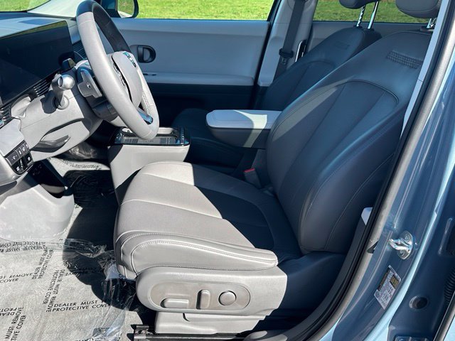 2025 Hyundai IONIQ 5 SEL — photo 18 of 29