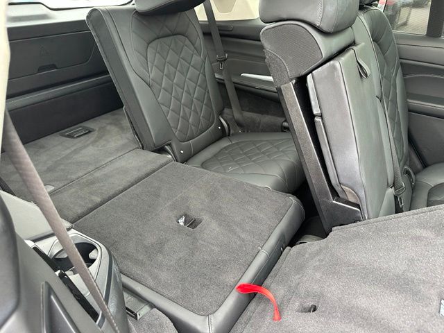 2024 BMW X7 xDrive40i — photo 34 of 48