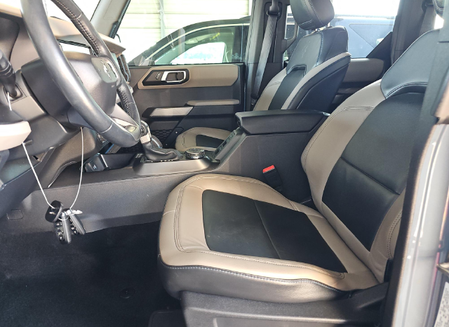 2023 Ford Bronco Wildtrak — photo 5 of 10