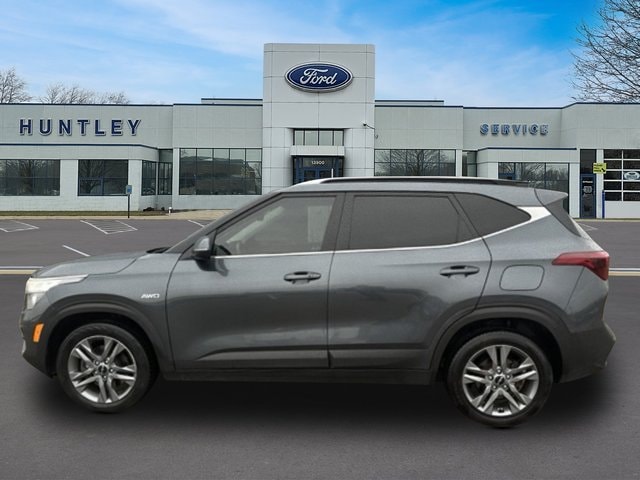 2022 Kia Seltos S — photo 6 of 30