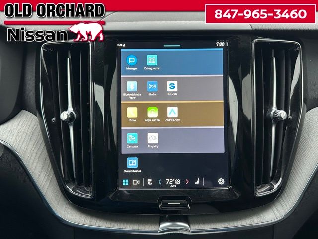 2025 Volvo XC60 B5 Plus — photo 16 of 22