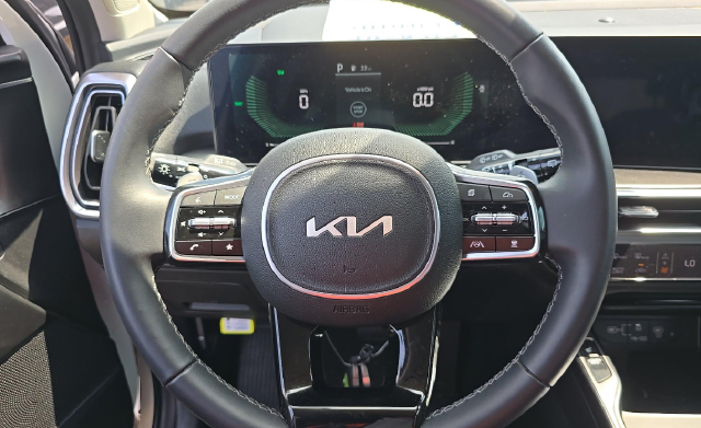 2025 Kia Sorento Hybrid EX — photo 7 of 8