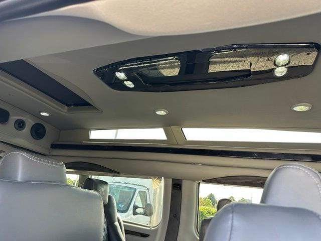 2024 Ford Transit-150 Explorer Van — photo 17 of 39