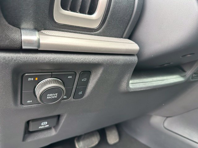 2025 Ford Expedition Active — photo 25 of 41
