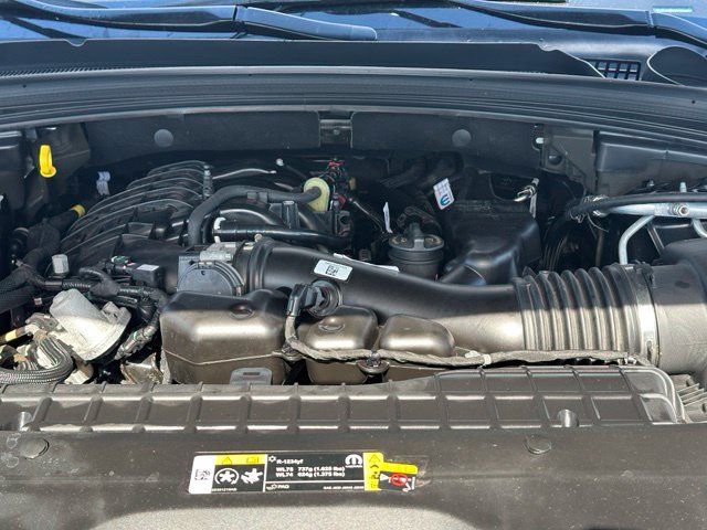 2023 Jeep Grand Cherokee Limited — photo 9 of 37