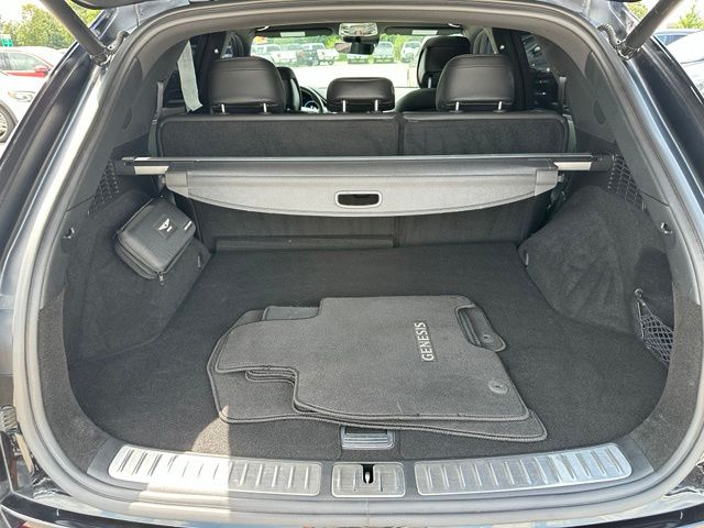 2025 Genesis GV70 2.5T — photo 12 of 43