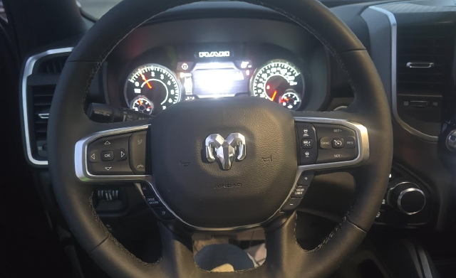 2025 Ram 1500 Big Horn/Lone Star — photo 7 of 9