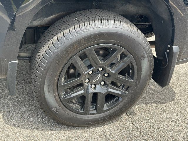 2024 Chevrolet Silverado 1500 RST — photo 8 of 28