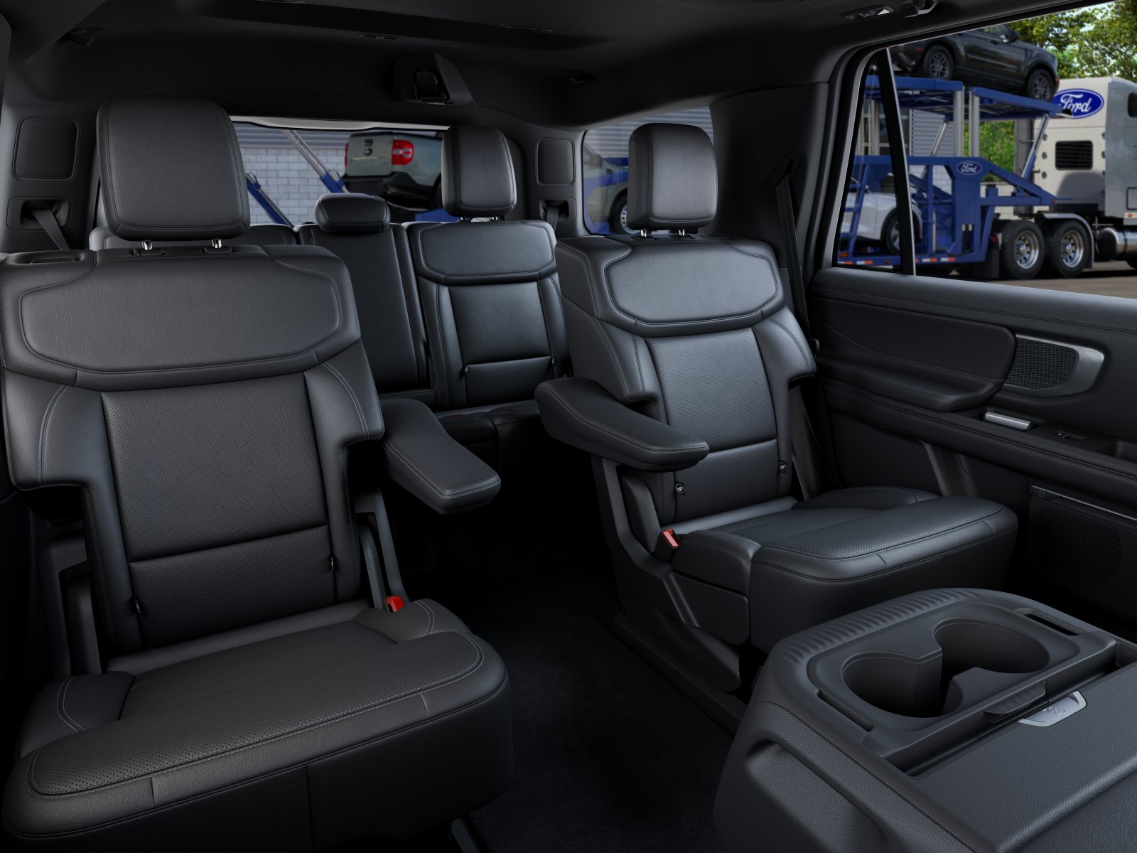 2027 Ford Expedition Platinum — photo 35 of 54