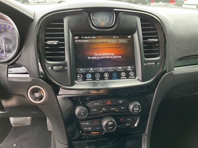 2021 Chrysler 300 S — photo 20 of 26