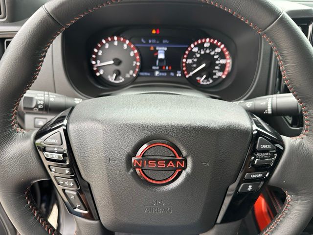 2025 Nissan Frontier PRO-4X — photo 42 of 43