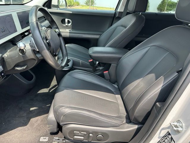 2024 Hyundai IONIQ 5 Limited — photo 17 of 35