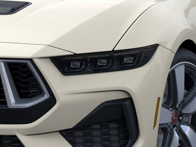 2025 Ford Mustang GT Premium — photo 19 of 52