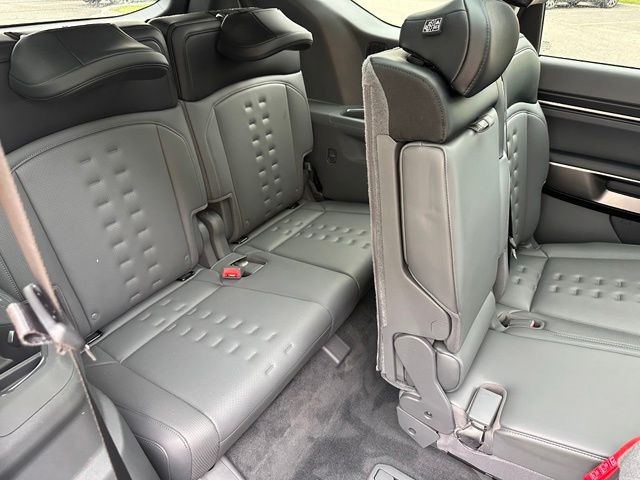 2024 Kia EV9 Wind — photo 11 of 44