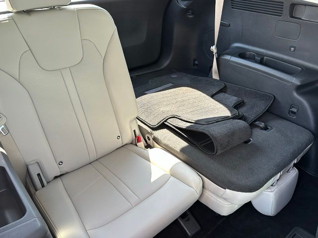 2025 Kia Sorento Plug-In Hybrid EX — photo 12 of 34