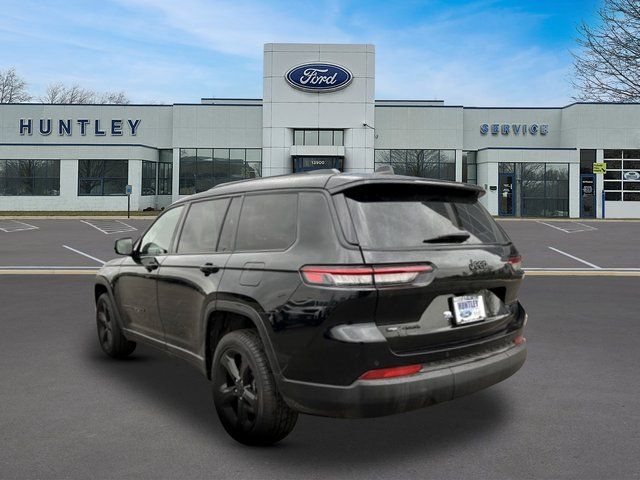 2023 Jeep Grand Cherokee L Limited — photo 6 of 26