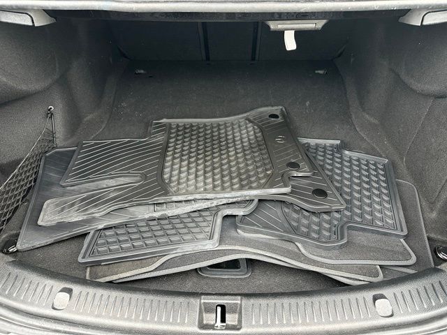 2022 Mercedes-Benz E-Class E 350 — photo 11 of 31