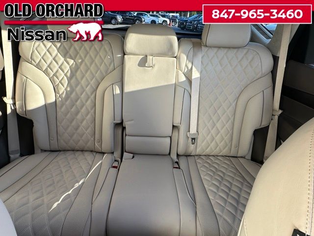 2023 Genesis GV80 3.5T — photo 13 of 23