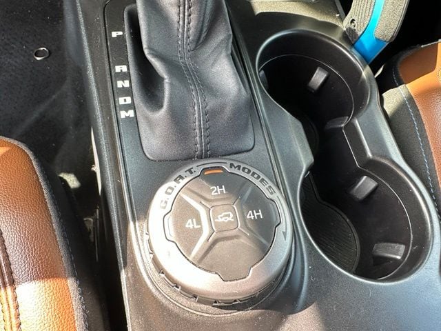 2023 Ford Bronco Outer Banks — photo 18 of 25