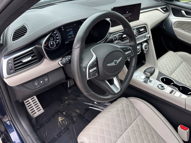 2023 Genesis G70 3.3T — photo 22 of 39