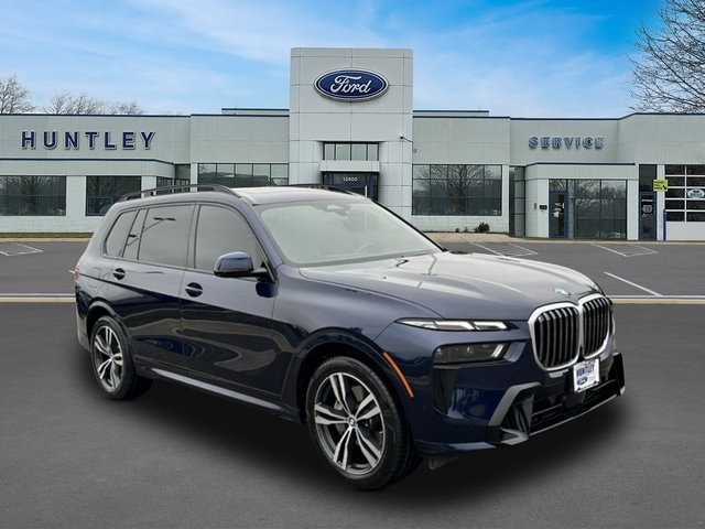 2023 BMW X7 xDrive40i — photo 4 of 36