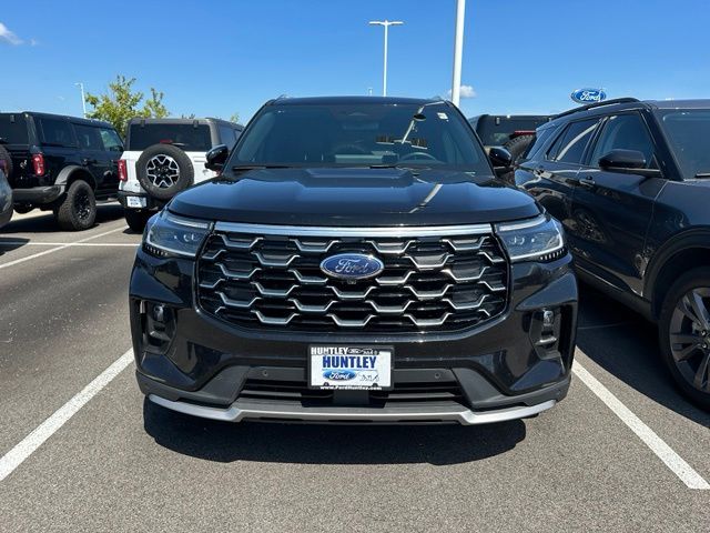 2025 Ford Explorer Platinum — photo 3 of 13