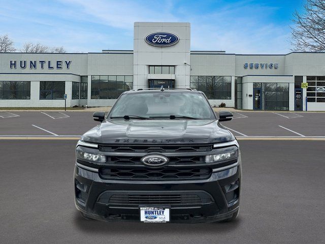 2022 Ford Expedition Limited — photo 3 of 34
