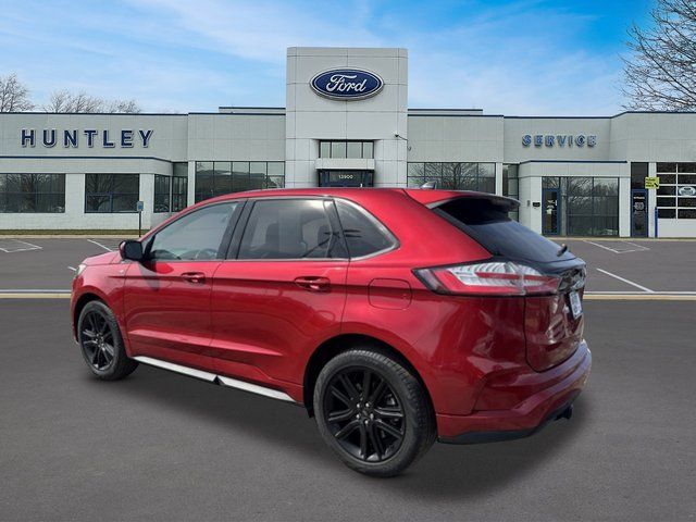 2023 Ford Edge ST-Line — photo 7 of 26