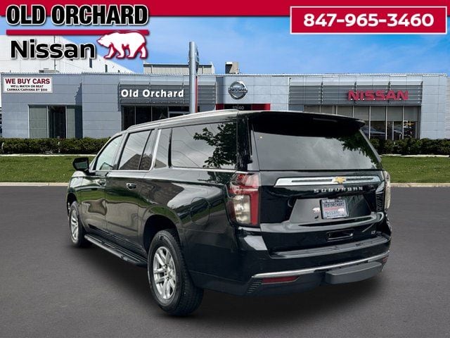 2022 Chevrolet Suburban LT — photo 7 of 23