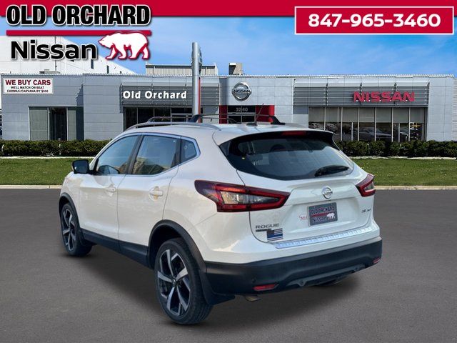 2022 Nissan Rogue Sport SL — photo 8 of 22