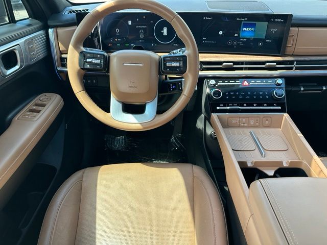 2025 Hyundai Santa Fe Hybrid Limited — photo 19 of 41