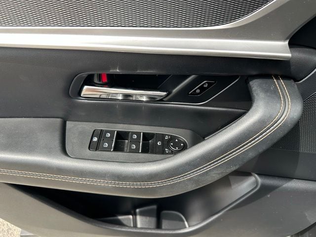 2024 Mazda CX-90 Phev Premium Plus — photo 23 of 31